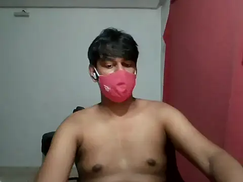 Snapshot of brownguy1234 chatting on 01/20/25, 06:32 brownguy1234 online show from 01/20/25, 06:32