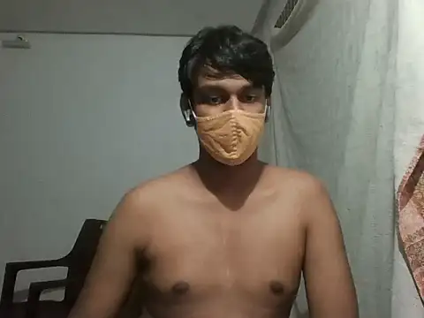 Snapshot of brownguy1234 chatting on 01/29/25, 04:52 brownguy1234 online show from 01/29/25, 04:52