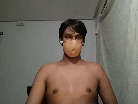 Snapshot of brownguy1234 chatting on 02/01/25, 07:34 brownguy1234 online show from 02/01/25, 07:34