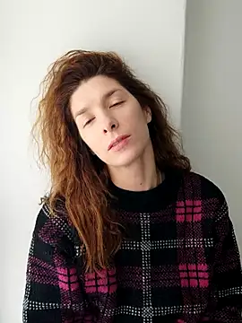 YourSuperModel online show from 11/02/25, 06:27