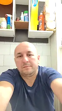 Snapshot of intx800 chatting on 02/02/25, 02:45 intx800 online show from 02/02/25, 02:45