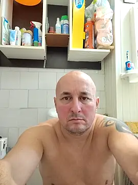 Snapshot of intx800 chatting on 02/10/25, 02:16 intx800 online show from 02/10/25, 02:16