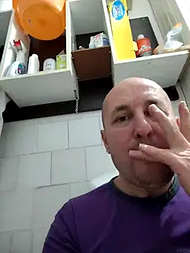 Snapshot of intx800 chatting on 03/13/25, 04:34 intx800 online show from 03/13/25, 04:34