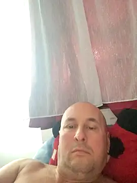 Snapshot of intx800 chatting on 09/19/25, 03:13 intx800 online show from 09/19/25, 03:13