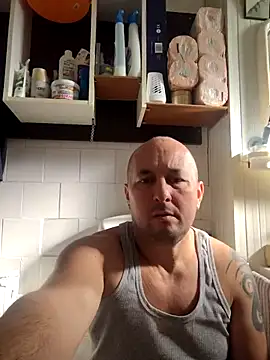 intx800 online show from 10/26/25, 08:09