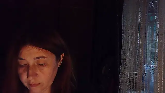 Snapshot of FiireTaliia chatting on 12/02/24, 01:35 FiireTaliia online show from 12/02/24, 01:35