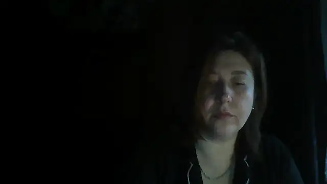 Snapshot of FiireTaliia chatting on 12/26/24, 07:56 FiireTaliia online show from 12/26/24, 07:56