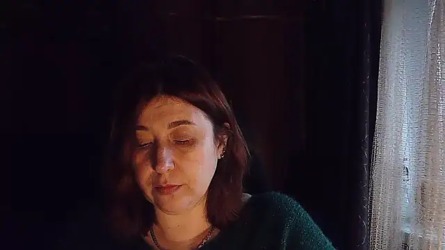 Snapshot of FiireTaliia chatting on 01/20/25, 12:39 FiireTaliia online show from 01/20/25, 12:39