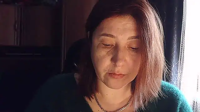 Snapshot of FiireTaliia chatting on 02/19/25, 11:49 FiireTaliia online show from 02/19/25, 11:49