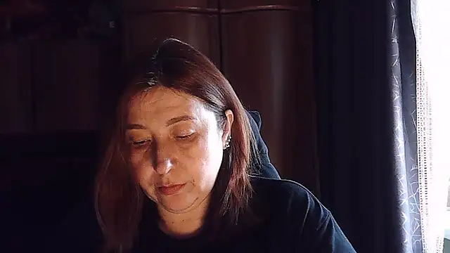 Snapshot of FiireTaliia chatting on 03/11/25, 01:01 FiireTaliia online show from 03/11/25, 01:01