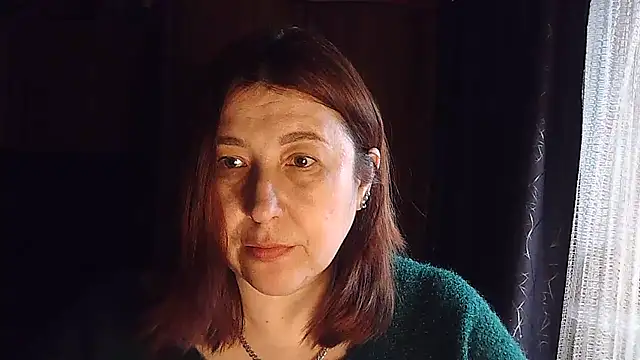 Snapshot of FiireTaliia chatting on 03/17/25, 12:35 FiireTaliia online show from 03/17/25, 12:35