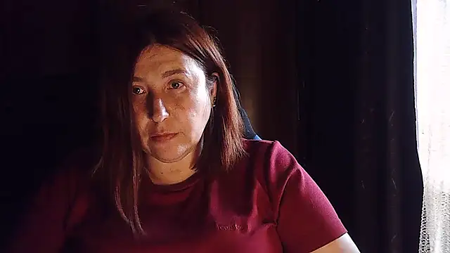 Snapshot of FiireTaliia chatting on 10/06/25, 01:08 FiireTaliia online show from 10/06/25, 01:08