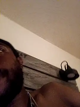 Snapshot of Mcoleman4642 chatting on 09/19/25, 02:13 Mcoleman4642 online show from 09/19/25, 02:13