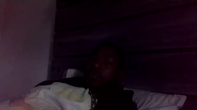 Snapshot of Mcoleman4642 chatting on 10/12/25, 06:40 Mcoleman4642 online show from 10/12/25, 06:40