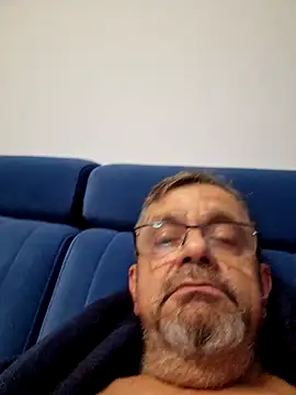 axecoman60 online show from 01/16/25, 09:08