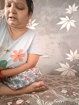 Kavya kapoor online show from 11/06/25, 02:01