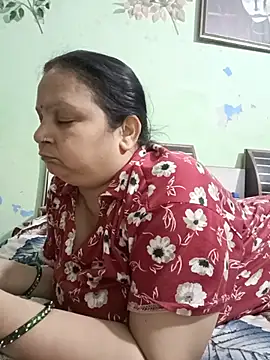 Snapshot of Kavya_kapoor chatting on 05/30/26, 05:43 Kavya kapoor online show from 05/30/26, 05:43
