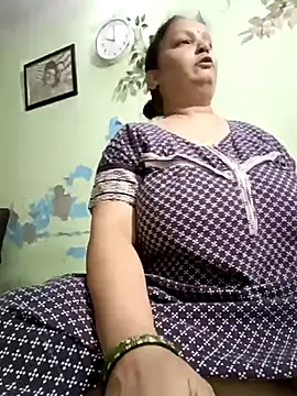 Kavya kapoor online show from 07/31/26, 04:28