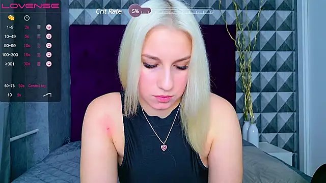 Snapshot of NellyStorm chatting on 12/27/24, 04:47 NellyStorm online show from 12/27/24, 04:47