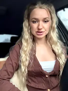 Devill Angel  online show from 11/26/25, 11:11