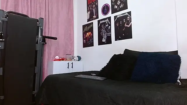 scarlett  morgan online show from 09/15/25, 01:11