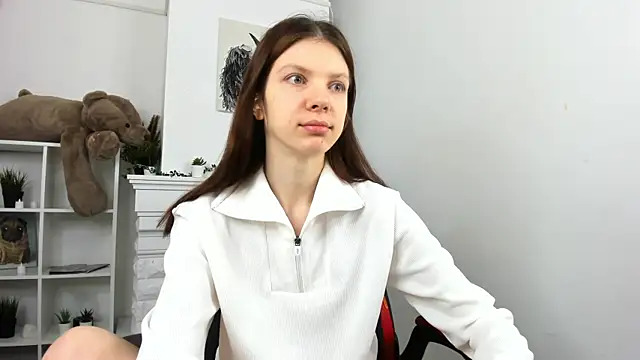 Snapshot of Baby_Evalena chatting on 12/15/24, 04:51 Baby Evalena online show from 12/15/24, 04:51