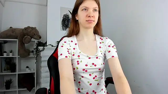 Snapshot of Baby_Evalena chatting on 03/07/25, 04:57 Baby Evalena online show from 03/07/25, 04:57
