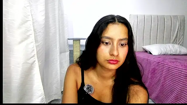 ashley-vega online show from 11/10/25, 02:21