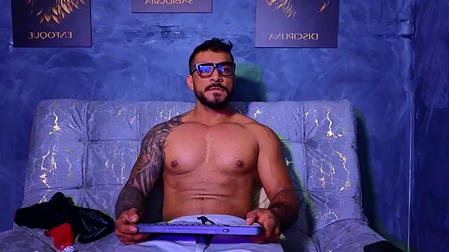 ERIC HARRISON online show from 10/04/25, 01:58