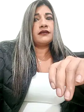 Hannahcandyy online show from 03/01/25, 09:04