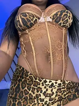 Lola King online show from 05/07/26, 03:45