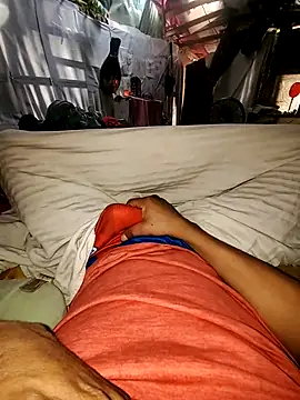 Snapshot of BillowedLeaper chatting on 03/17/26, 04:32 BillowedLeaper online show from 03/17/26, 04:32