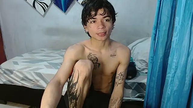 Snapshot of Lovebeng_ chatting on 01/18/26, 10:57 Lovebeng online show from 01/18/26, 10:57