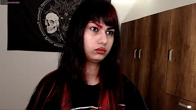 Snapshot of Little-Lucifer chatting on 06/03/26, 01:52 Little-Lucifer online show from 06/03/26, 01:52