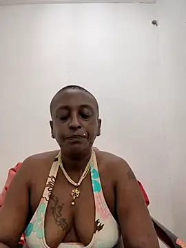Snapshot of mamakarma1403 chatting on 06/17/26, 03:35 mamakarma1403 online show from 06/17/26, 03:35