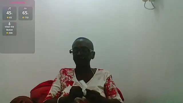 Snapshot of mamakarma1403 chatting on 07/19/26, 11:03 mamakarma1403 online show from 07/19/26, 11:03
