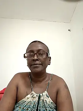 Snapshot of mamakarma1403 chatting on 07/27/26, 02:51 mamakarma1403 online show from 07/27/26, 02:51