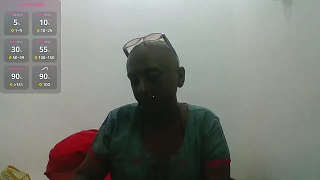 Snapshot of mamakarma1403 chatting on 08/01/26, 08:24 mamakarma1403 online show from 08/01/26, 08:24