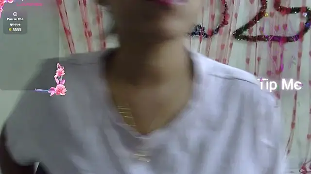 Snapshot of Preeti-Sexy chatting on 03/20/25, 10:43 Preeti-Sexy online show from 03/20/25, 10:43