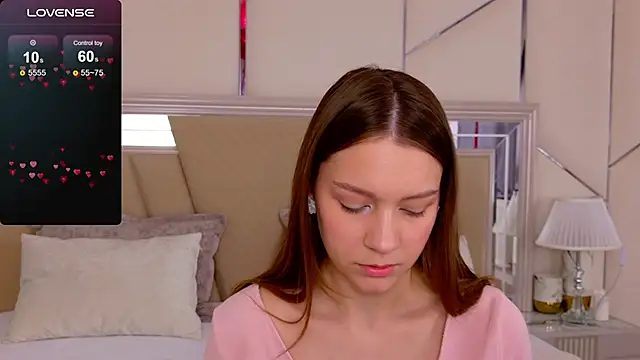 AliceBrayan online show from 02/17/25, 08:19