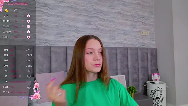 AliceBrayan online show from 03/21/25, 05:11