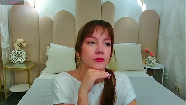 AliceBrayan online show from 04/26/26, 05:10