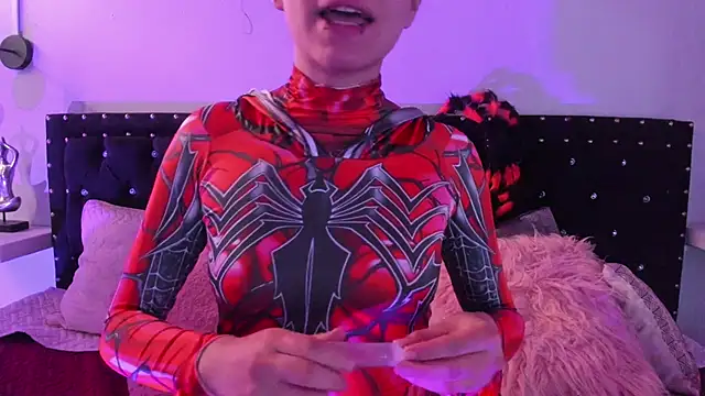 Ghosty Doll online show from 10/18/25, 01:01