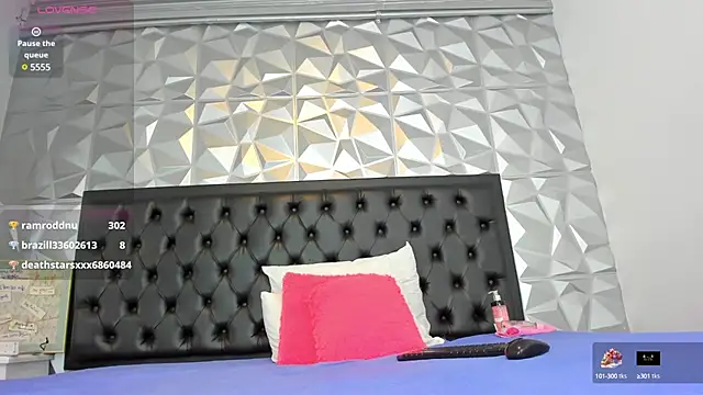 Snapshot of ebony_beckyy chatting on 03/20/25, 03:36 ebony beckyy online show from 03/20/25, 03:36