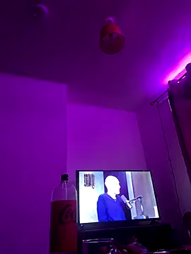 Snapshot of Rastamanzigy22 chatting on 01/07/26, 08:17 Rastamanzigy22 online show from 01/07/26, 08:17