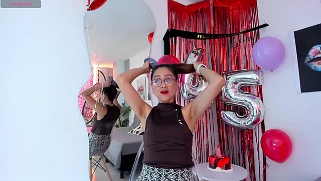 Angela donnato online show from 02/06/25, 03:59