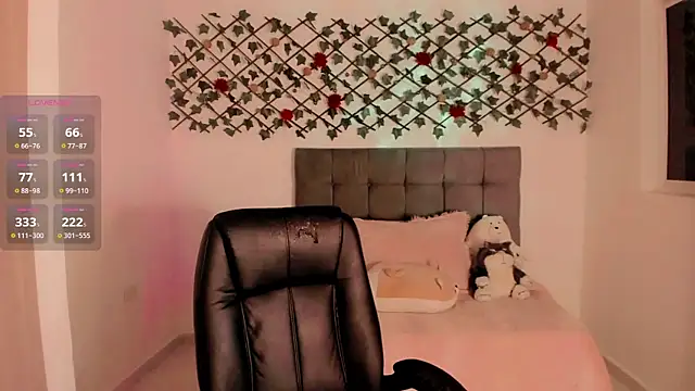 Lilith Miller21 online show from 11/23/25, 07:24