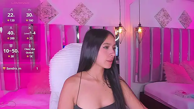 Snapshot of sophie_ws chatting on 12/10/24, 07:58 sophie ws online show from 12/10/24, 07:58