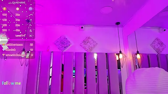 Snapshot of sophie_ws chatting on 01/14/25, 04:04 sophie ws online show from 01/14/25, 04:04