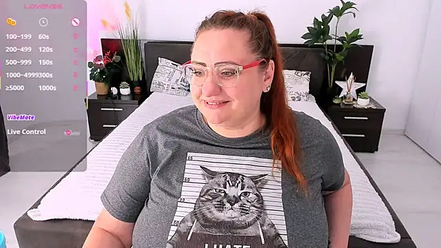 Snapshot of lovely_adelle chatting on 07/31/26, 10:03 lovely adelle online show from 07/31/26, 10:03